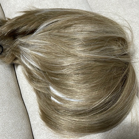 NWT 8” ash lights sandy beige light gold short unisex soft light wig averagesize - Picture 8 of 16